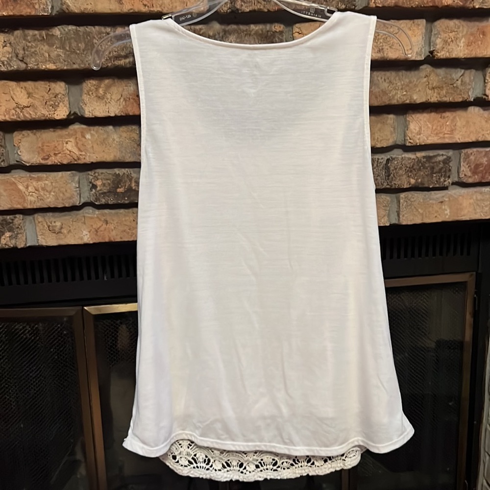 A.N.A. Lace tank top size M - Picture 3 of 4